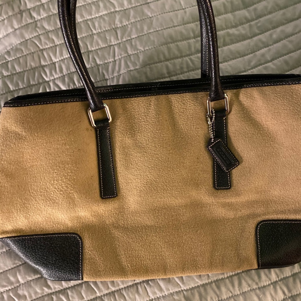 Coach purse - Picture 2 of 5